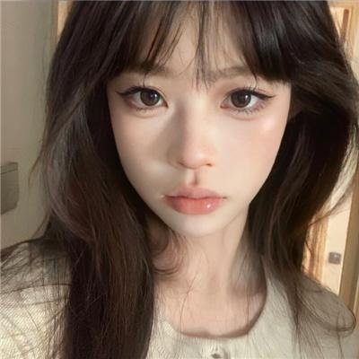 终将散去的尾迹云